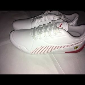 PUMA Men's Ferrari Drift CAT 7S White, 7.5M US